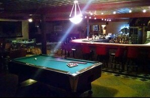 Bar (in der Unterkunft)