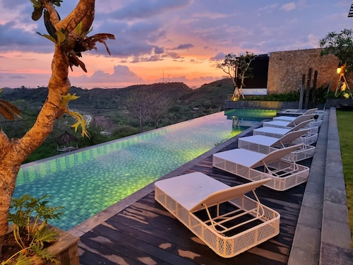 Truntum Boutique Mandalika