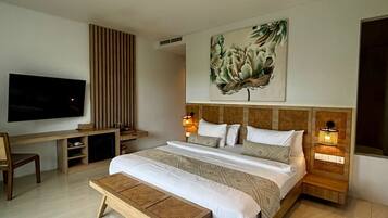 Grand Double Room | Premium bedding, memory foam beds, in-room safe, desk