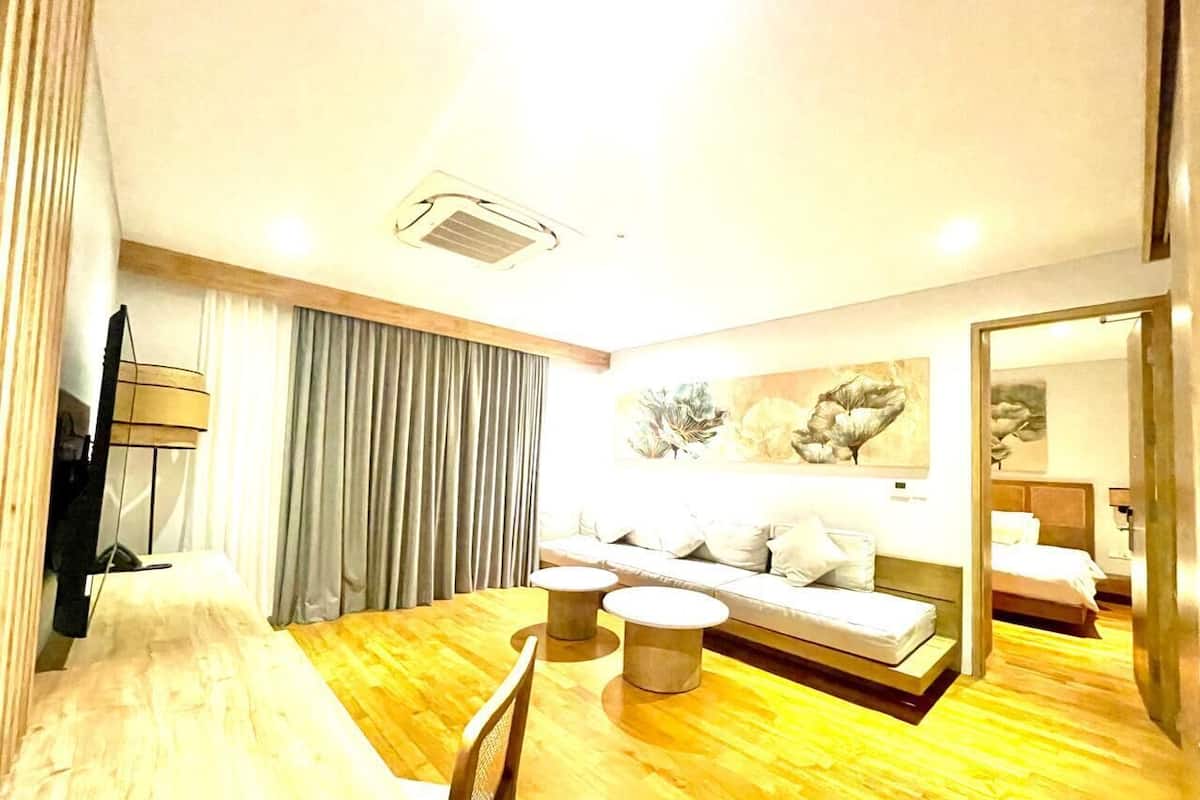 Family Villa | Premium bedding, memory foam beds, in-room safe, desk