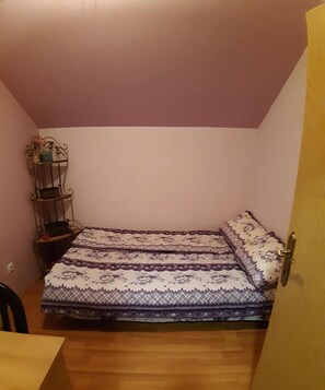 1 bedroom, free WiFi, bed sheets - Beautiful Apartment Close to ski Resort, Bosnia (East Sarajevo)