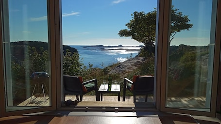 Interior. Peace and quiet viev sea view. Close to Bergen.