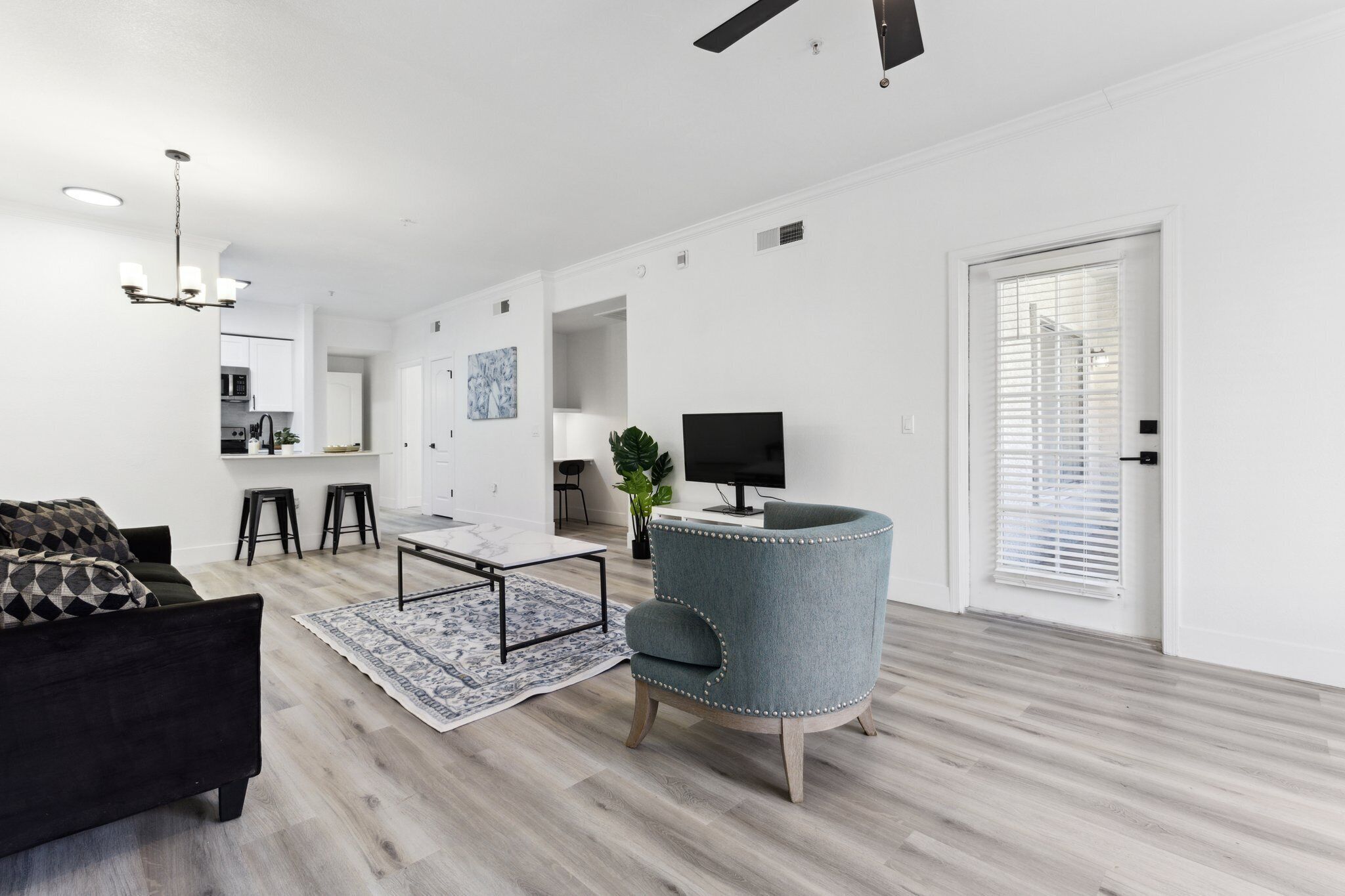 Deluxe Apartment, 2 Bedrooms | Living area | 42-inch TV with digital channels