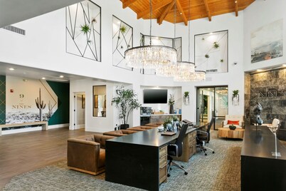 CozySuites at Kierland Commons