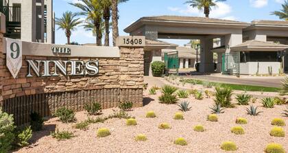 CozySuites at Kierland Commons