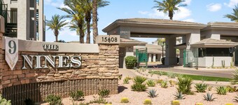 CozySuites at Kierland Commons