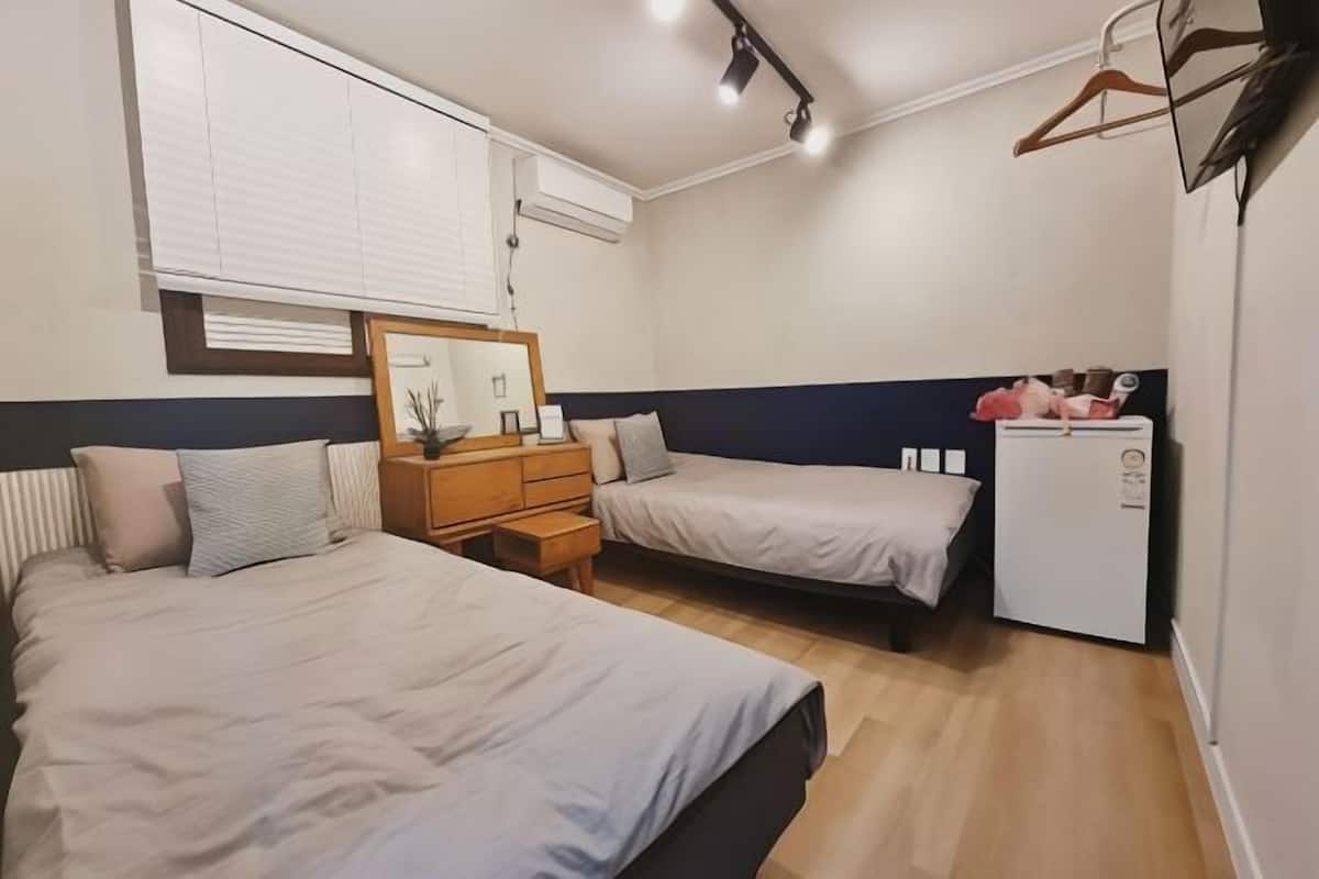Ropa de cama de alta calidad, colchones viscoelásticos, wifi gratis