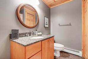 Bathtub, hair dryer, towels