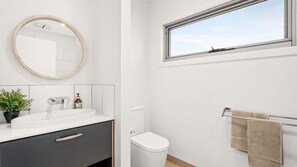 Bañera, secador de pelo