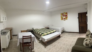 Phòng phong cách cổ điển | Bộ đồ giường cao cấp, chăn bông 