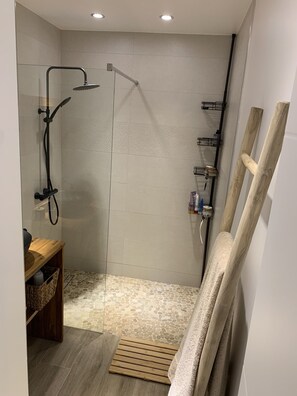 Shower - A little corner of paradise in Saint-Martin (Grand Case)