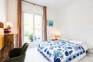 2 chambres, fer et planche à repasser, Wi-Fi gratuit, draps fournis