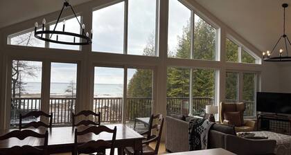 Luxury Lakefront Retreat - 'The Aida' | Serene & Chic