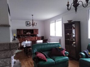 Télévision, livres, écrans d'ordinateur