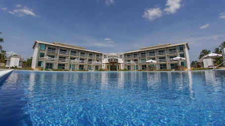 Front of property. Eco Privillege Hotel