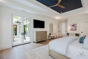 5 habitaciones, tabla de planchar con plancha y wifi gratis