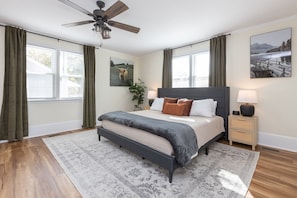 2 bedrooms, desk, iron/ironing board, free WiFi