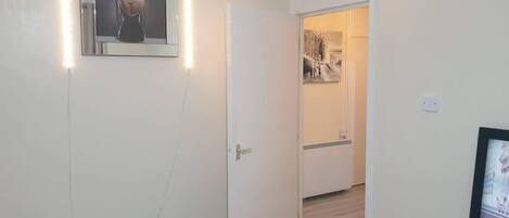 Apartment | 2 Schlafzimmer, Bügeleisen/Bügelbrett, kostenloses WLAN, Bettwäsche