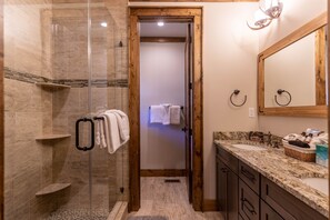 Shower, towels - Summit Haven - Luxury home in Eagles Nest, hot tub, gameroom (Banner Elk)
