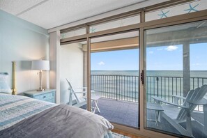 2 bedrooms, iron/ironing board