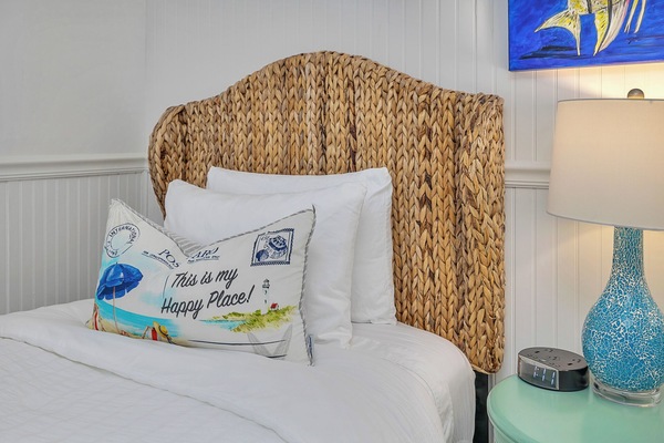 3 slaapkamers, een strijkplank/strijkijzer, gratis wifi, beddengoed