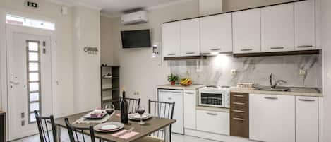 Refrigerador, horno