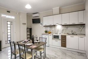 Fridge, oven