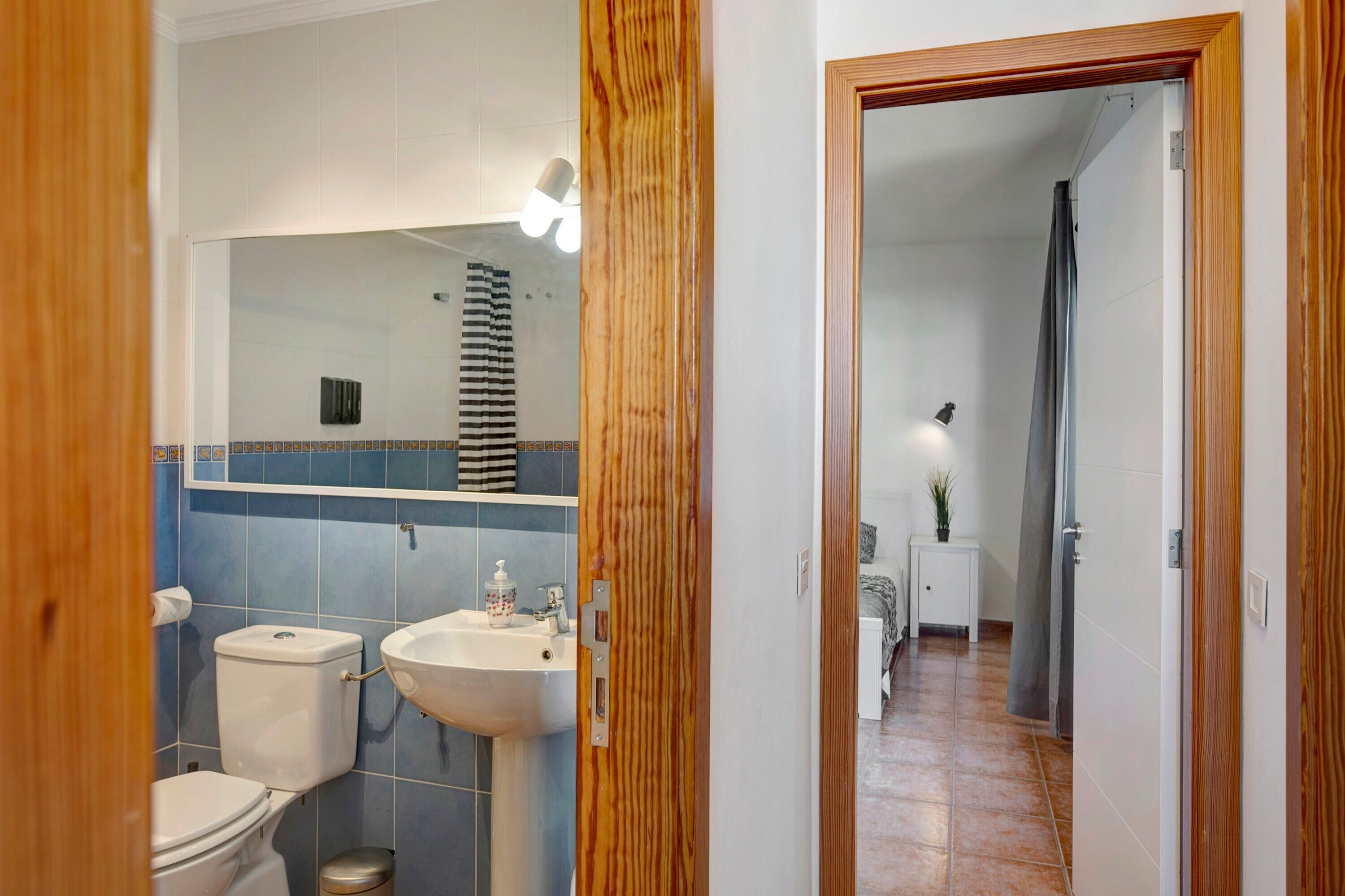 Bathtub, hair dryer, towels