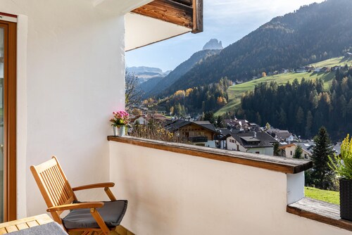 Apartment "Villa Erina C3" with Mountain View, Terrace & Wi-Fi