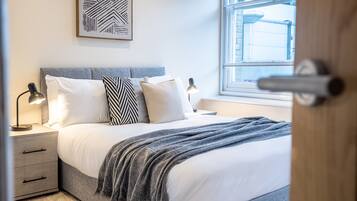 Deluxe Apartment, 2 Bedrooms, 2 Bathrooms, City View | Iron/ironing board, free WiFi, bed sheets