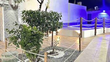 室內泳池