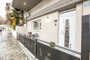 تفاصيل الفندق من الخارج