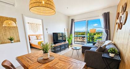 Penthouse/ The Central / With Indoor Parking