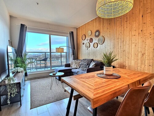 Penthouse/ The Central / with indoor parking