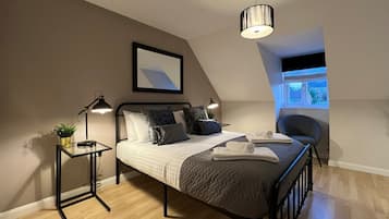 3 bedrooms, iron/ironing board, free WiFi