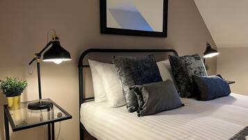 3 bedrooms, iron/ironing board, free WiFi