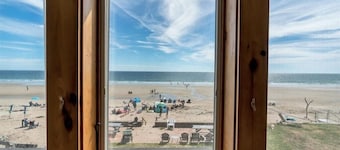Oceanfront on Private Moody Beach!