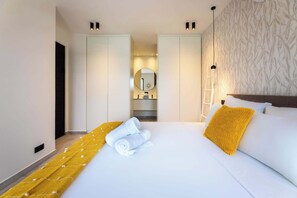 10 bedrooms, iron/ironing board, WiFi, bed sheets - Blue Bay | The Reef | Balcony (Sint Michiel)