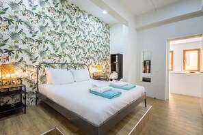 5 quartos, ferros/tábuas de passar roupa, Wi-Fi, roupa de cama