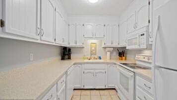 Rumah, 3 kamar tidur | Dapur pribadi | Lemari es, mesin pembuat kopi/teh, dan pemanggang roti