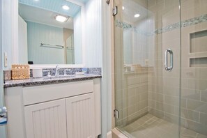 Hair dryer, towels - Andrews Cottage, Soundfront House in Atlantic Beach, NC! (Atlantic Beach)