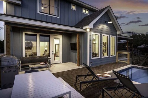 Heated Pool & Deck | Scenic Views | Group Ready!