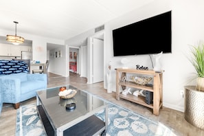 TV connectée, lecteur de DVD, espaces bureaux