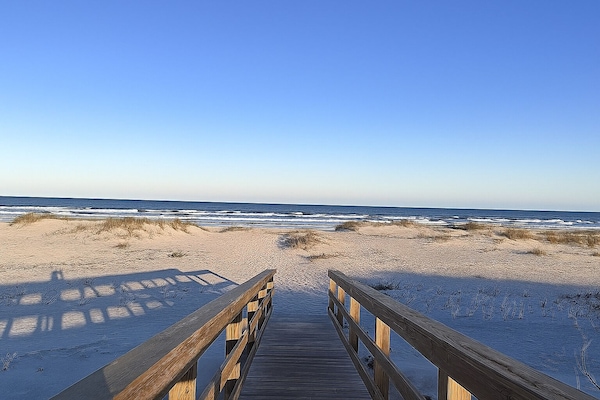 Your perfect beach escape is waiting – book your stay today!