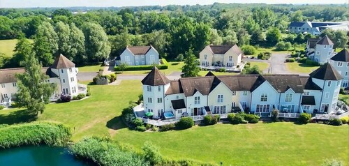 Windrush Lake 80/81, Waterlow Lodge (P)