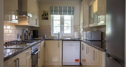 Windrush Lake 82, Puffin Lodge (P)