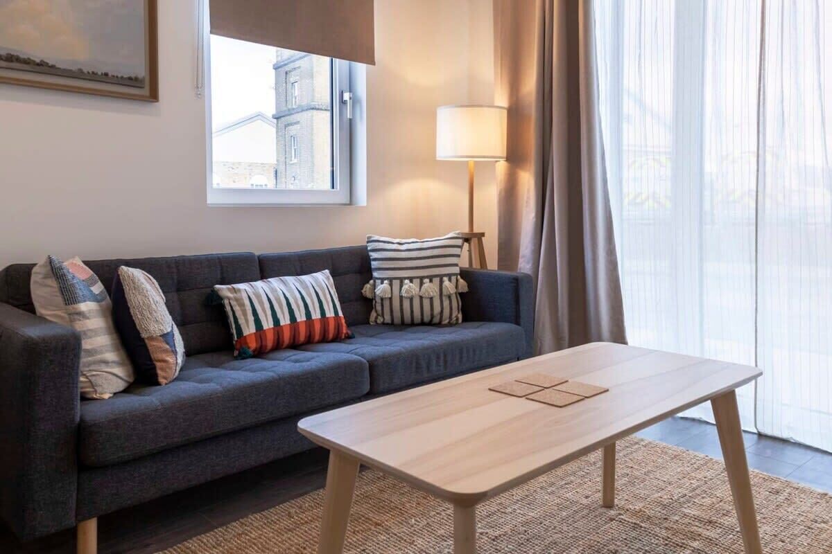 Televisio, työhuone