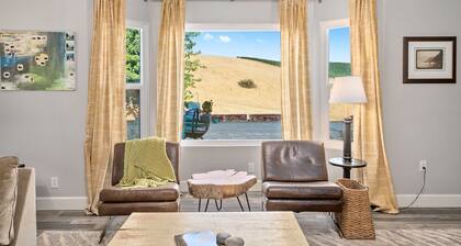 Vista Mellow Cottage-Rural Seclusion and Bliss