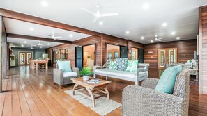 Interior - Villa Damai -  Sunrise 1770 (Agnes Water)