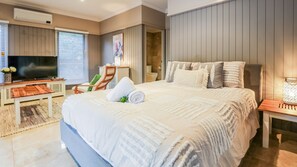 4 habitaciones, escritorio, wifi y ropa de cama 